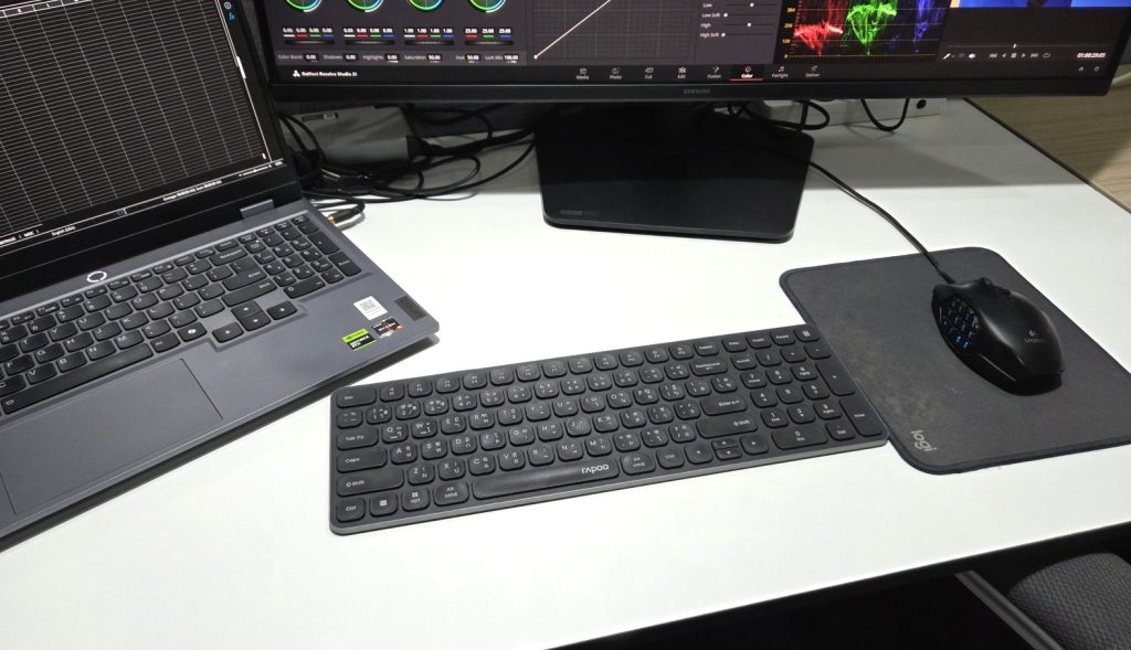 Slimline rechargeable bluetooth keyboard